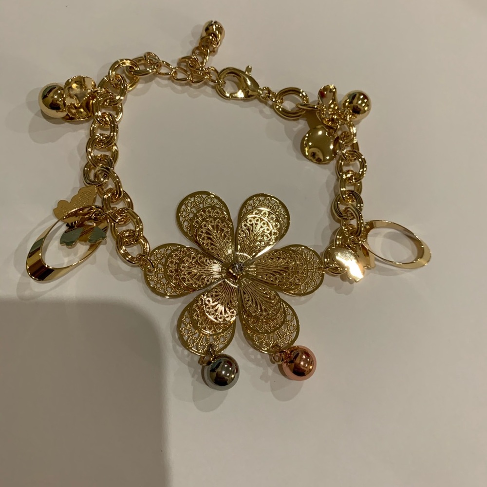 Nice bracelet